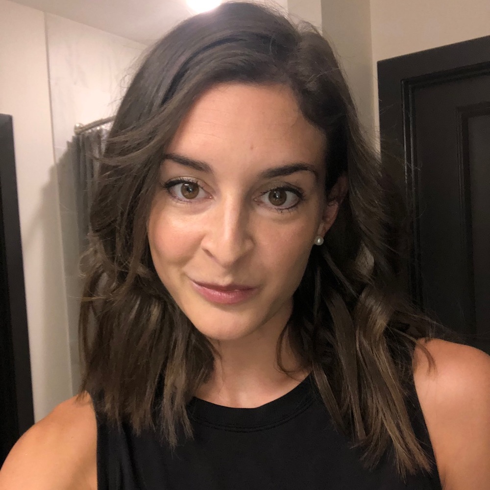 Meet your Posher, Leah